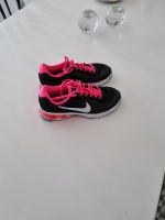 Nike Turnschuhe Sport wie neu Niedersachsen - Rheden Vorschau