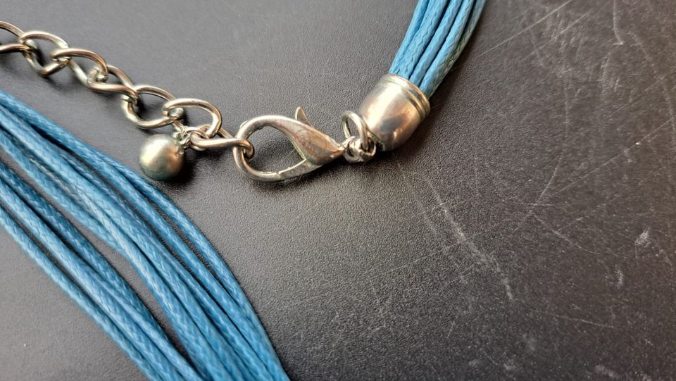 QVC Lederbänder Kette - blau - Boho Style  hochwertig in Schimberg