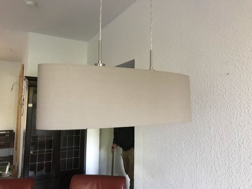 Hängedeckenlampe in Bremen