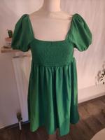 Shein Kleid Grün Puffärmel Off Shoulder Gr. S Bayern - Veitsbronn Vorschau