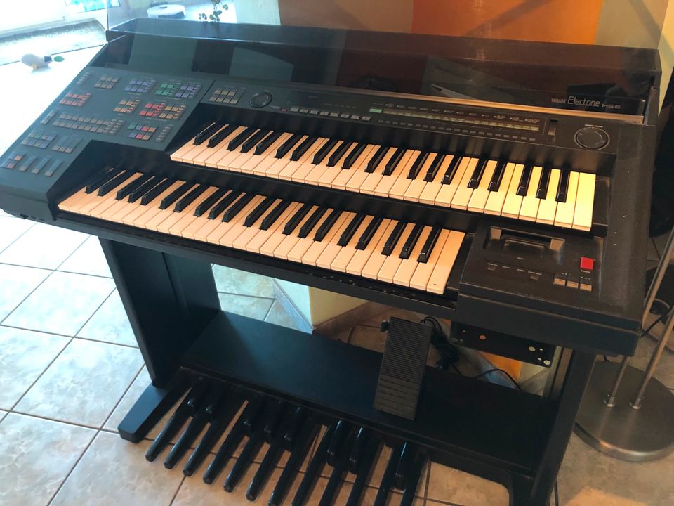 Yamaha Orgel HS 6 in Weimar (Lahn)