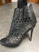 Leder Stiefelette von Zara Neu .Np.98€ echtleder Hessen - Schwalbach a. Taunus Vorschau