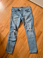 Zara Jeans Herren Größe 32 blau ripped Hessen - Lollar Vorschau