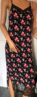 Zara Sommer Kleid mit Blumen XS Nordrhein-Westfalen - Wermelskirchen Vorschau