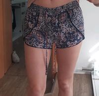 Shorts kurze Hose Sommerhose bunt Ethno Paisley Gummizugbund Niedersachsen - Burgdorf Vorschau