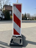 Set-Angebot: 75 Warnbaken RA2 und 75 K1 Fußplatten 28kg für Straßenarbeiten Glasfaserarbeiten Tiefbau Niedersachsen - Lengede Vorschau