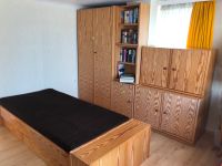 Schlafzimmer Schrank, Bett aus den 70er von Hülsta Nordrhein-Westfalen - Remscheid Vorschau