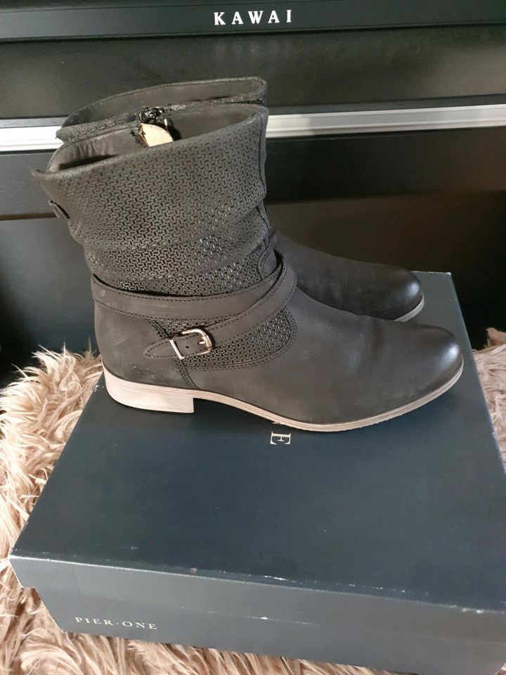 TOP-ZUSTAND❤ PIER-ONE 39 Stiefelette Boot schwarz nero Used-Look in Hessen  - Limburg | eBay Kleinanzeigen ist jetzt Kleinanzeigen