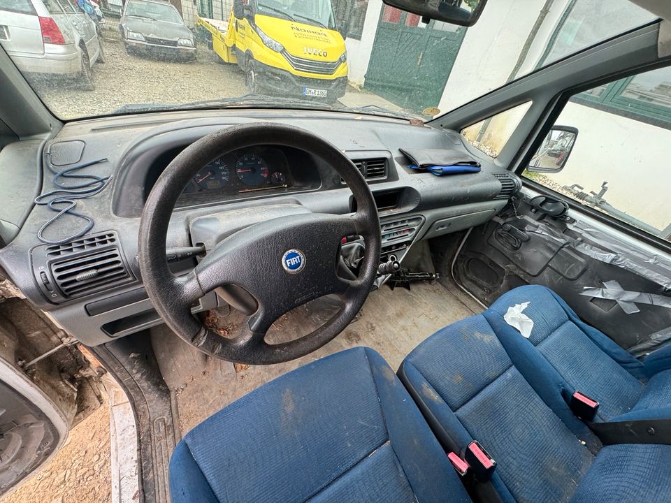 Fiat Scudo 2L 69 KW Autoteile Ersatzteile Schlachtfest in Waldbröl