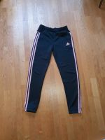 Jogginghose Adidas schwarz rosa Gr. 164 Nordrhein-Westfalen - Netphen Vorschau