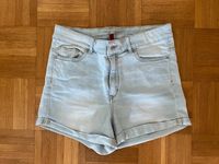 Shorts, kurze Hose, Jeans Gr.40, top Zustand Niedersachsen - Calberlah Vorschau