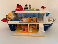 Playmobil 6978 Kreuzfahrtschiff + Playmobil 5377 DJ Z Nordrhein-Westfalen - Meerbusch Vorschau