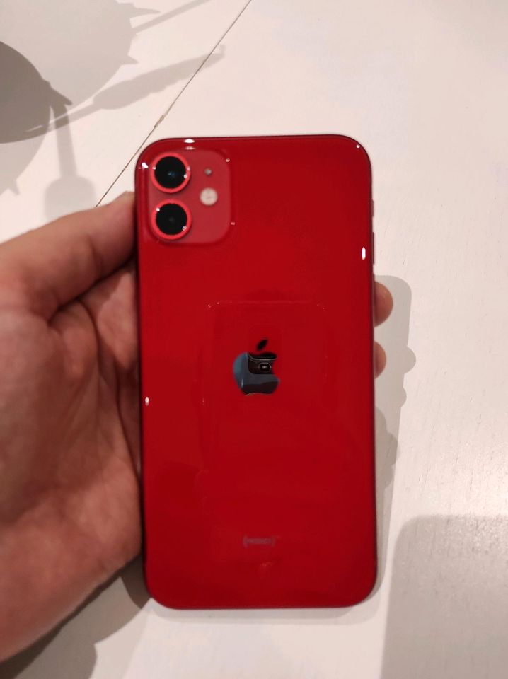 iPhone 11 Produkt Red 64Gb in Herne