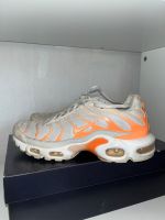 Nike Tn (Weiss/ Orange) Baden-Württemberg - Schorndorf Vorschau