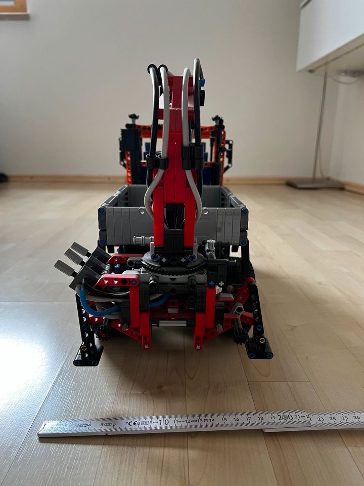 Lego Technik Unimog U400 in Denkendorf