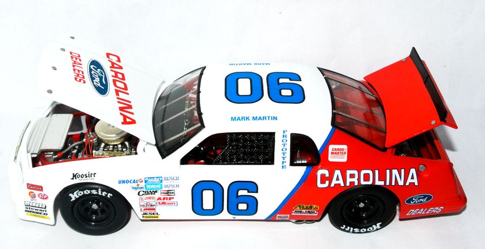 ELITE #06 NASCAR Stockcar 1986 - Carolina Ford - Mark Martin 1:24 in Bad Oeynhausen