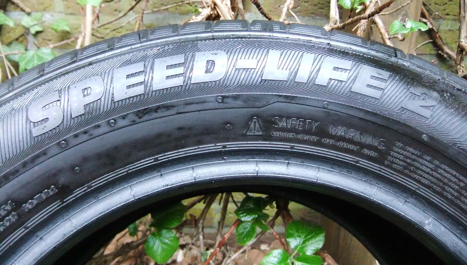 Sommerreifen 215/55 R 16, 2 x Semperit, 2 x Goodyear in Handorf