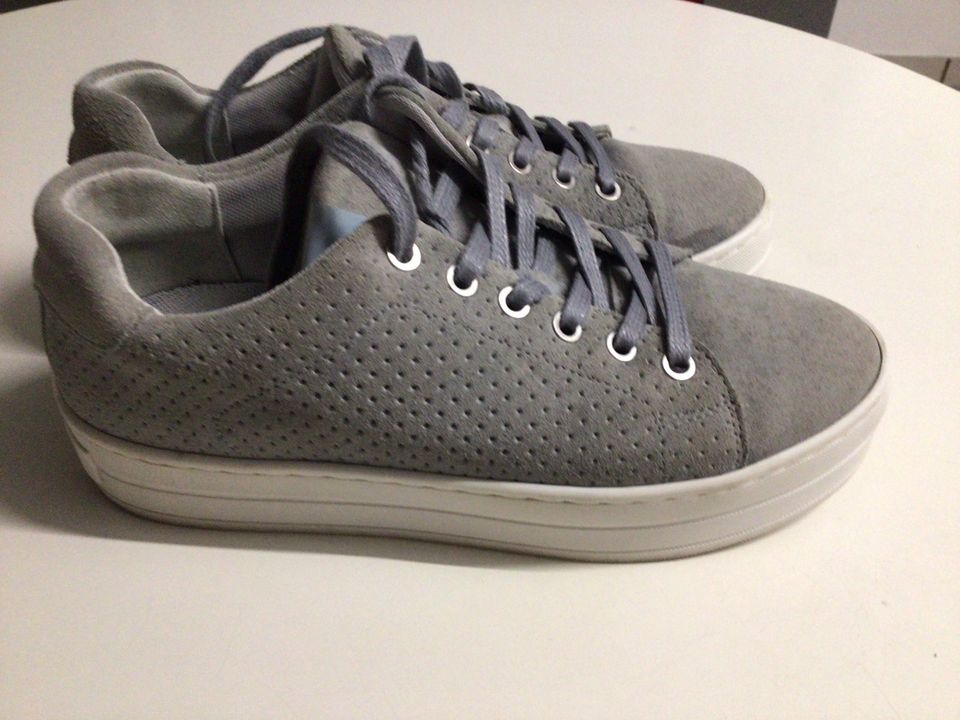 Damen Sneaker in Biebergemünd