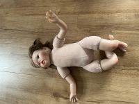Eine sehr realistische Puppe zu verkaufen Thüringen - Saalfeld (Saale) Vorschau