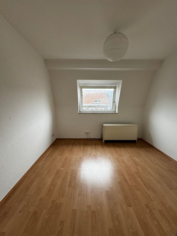 55qm 2 Zimmer-Wohnung, Erasmusstraße 1, Düsseldorf Bilk ab sofort in Düsseldorf