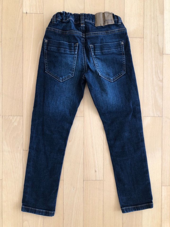 *top* C&A Jeans, skinny slim schmal blau, Gr. 116, Shirt GRATIS in Hamburg