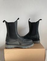 Schwarze Apple of Eden „Cher“ Chelsea Boot Stiefel Berlin - Schöneberg Vorschau