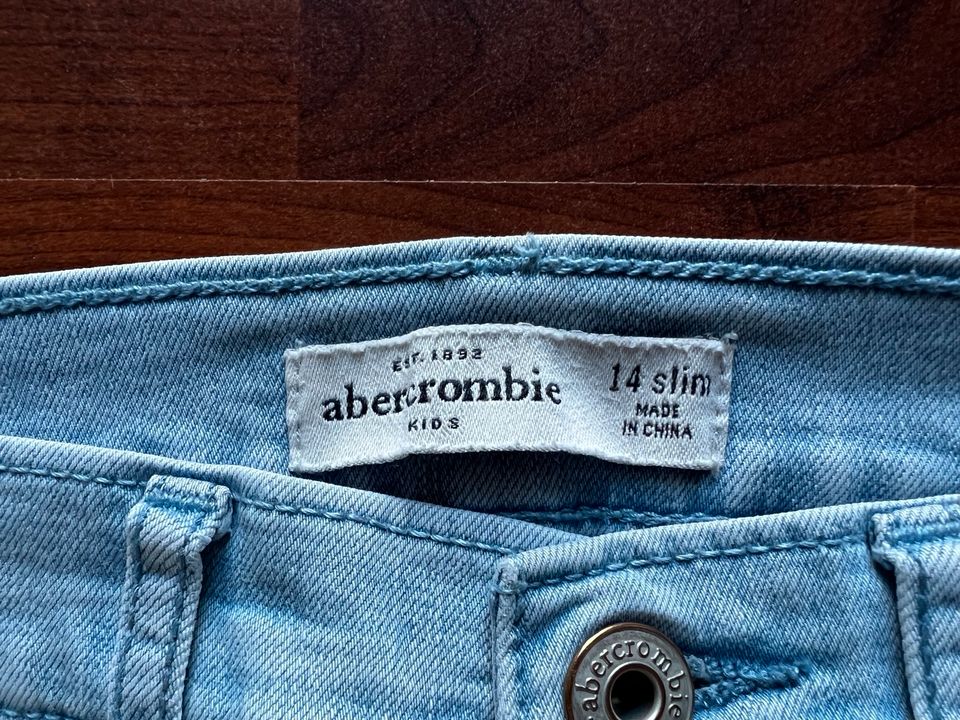 abercrombie KIDS Jeans Hose 14 slim ca. 146 in Rosdorf