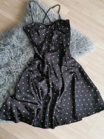 H&M Cocktailkleid für Pattycoat in schwarz mit Punkten Gr. 36 Stuttgart - Stuttgart-Nord Vorschau