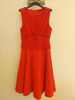 Rotes Sommerkleid mit wunderschöner Stickerei Größe 34 Kr. München - Unterschleißheim Vorschau