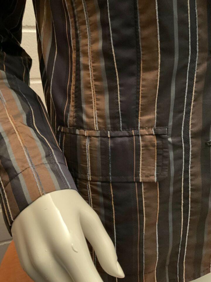 Blazer Gr.M GINA LAURA edler Satin, modische Streifen NEUWERTIG in Wallenhorst