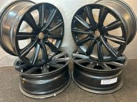 4x Original BMW Alufelgen schwarz 5er G30 G31 8,0 x 18'' 6874441 Hessen - Burgwald Vorschau