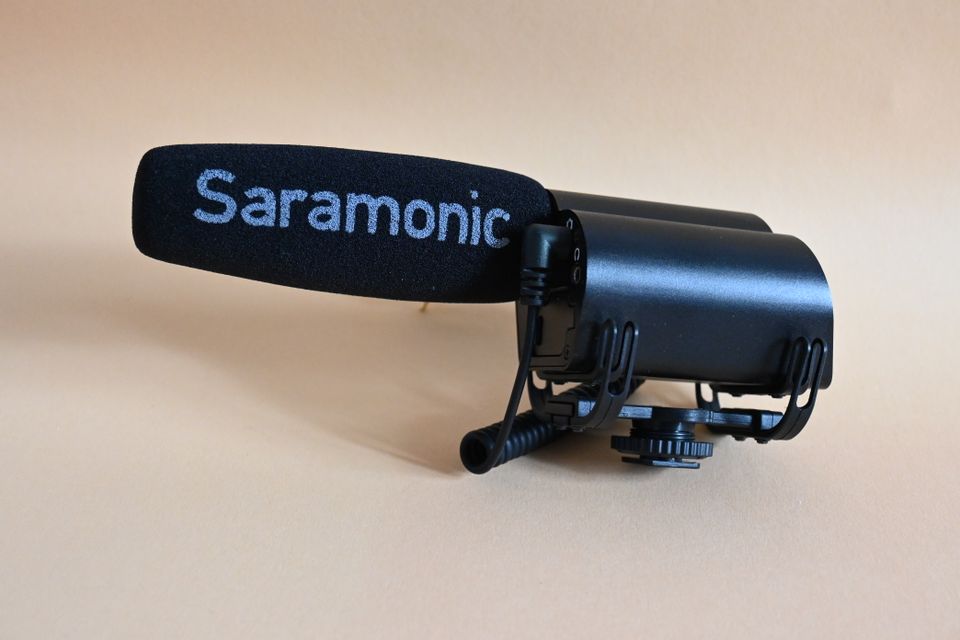 Saramonic Vmic Richtmikrofon für Camcorder/Digitalkameras sehr gu in Bassum