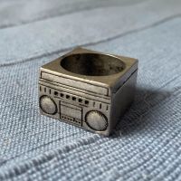 Ring Edelstahl Ghettoblaster 80er Retro Radio 21mm Baden-Württemberg - Heidelberg Vorschau