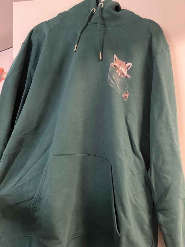 Holzbrüder pullover Hoodie grün Wäschbär in München - Au-Haidhausen | eBay  Kleinanzeigen ist jetzt Kleinanzeigen