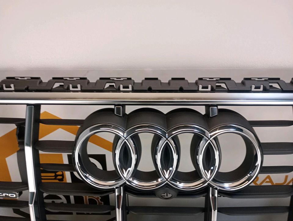 Audi Q7 SQ7 Quattro 4M Kühlergrill 4M0853651 AJ S Line Grill NEU in Niederkassel