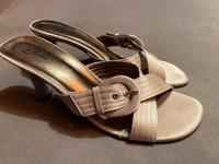 Bata Pumps 39 baige Frankfurt am Main - Nordend Vorschau