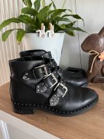 Damen Stiefeletten von Asos Shoes Gr.39 Leder Fast neu Schwarz Nordrhein-Westfalen - Neuss Vorschau