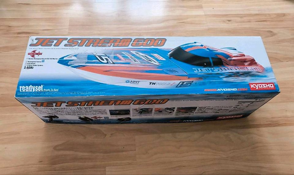 RC Speedboot Kyosho Jetstream 600 Brushless Umbau 3S Lipo 2.4Ghz in Remshalden