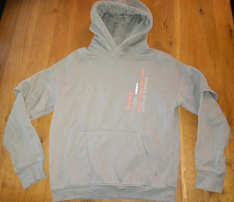 2er Set H&M Hoodies Kapuzen Pullover, beide für 5€ in Flensburg