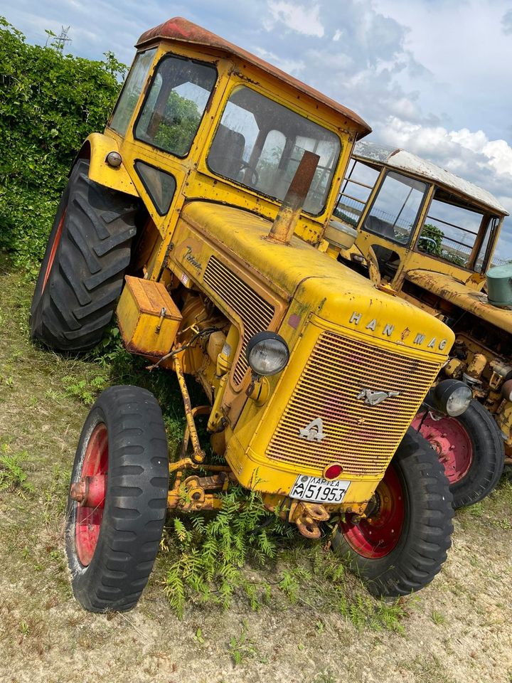 Hanomag Trakoren + Ersatzteile , Komplettverkauf in Hamersen