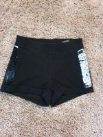 Kurze Hose Shorts gr. 140 schwarz Pailletten H&M Baden-Württemberg - Bötzingen Vorschau