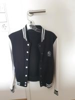 Collegejacke Damen Gr. S neuwertig Frankfurt am Main - Bockenheim Vorschau