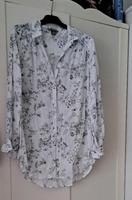 H&M Bluse weiss/grau  Gr 46 floral Niedersachsen - Osterholz-Scharmbeck Vorschau