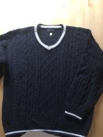 Herrenpullover Gr. 56 / 58 neuwertig navi blau Niedersachsen - Hessisch Oldendorf Vorschau