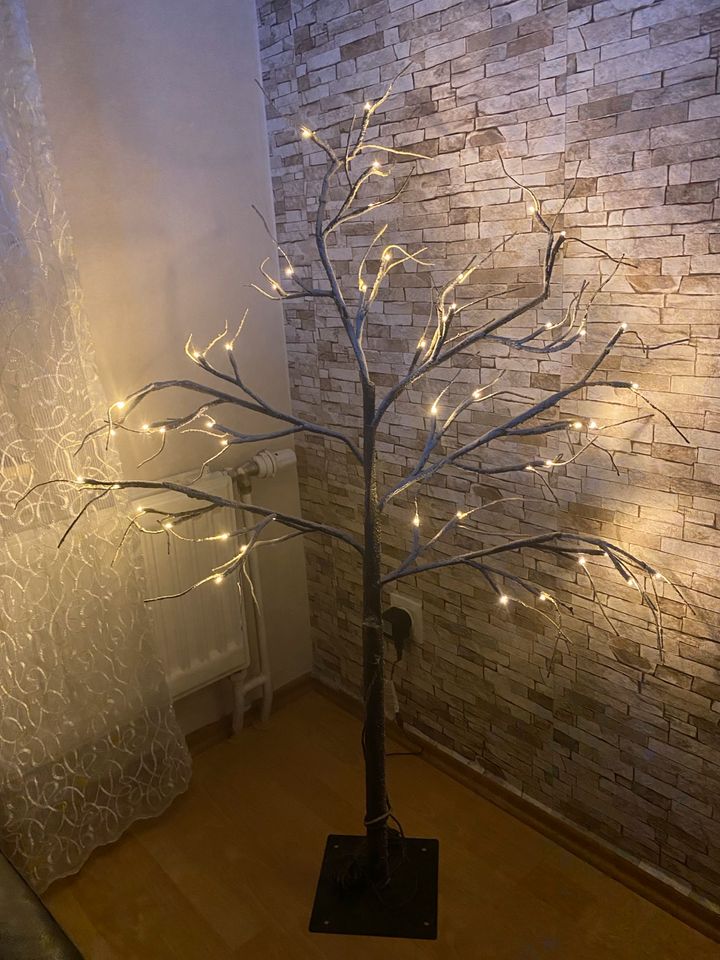 LED Baum /Lichterbaum /LED Licht 125 cm in West - Sossenheim