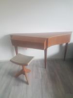 Spinett mit Stuhl von Lindholm 300€ VB Burglesum - Burg-Grambke Vorschau