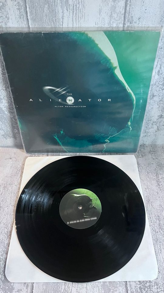 ☑️ The Alienator – Alien Ressurection ⭐ 12" Vinyl ⭐Hardcore in Wilhelmshaven