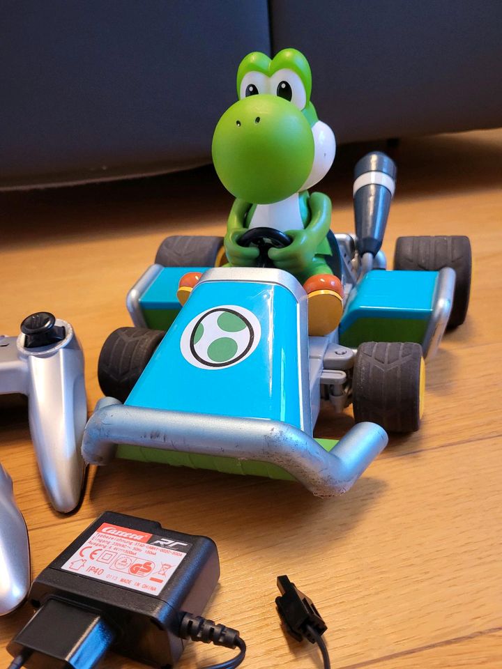 Ferngesteuert Carrera Kart Yoshi in Köln