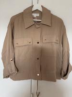 Beiges Overshirt mit goldenen Knöpfen Neu Nordrhein-Westfalen - Vreden Vorschau
