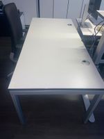 Hochwertiger Schreibtisch Büromöbel Gumpo 2,20m x 0,80m Bayern - Straubing Vorschau